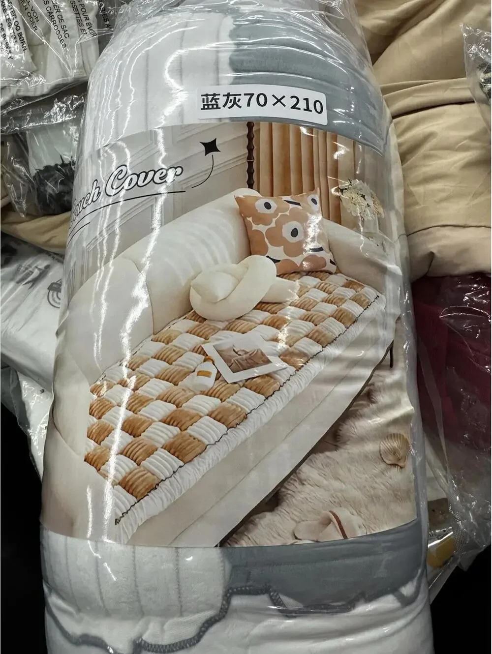 Eshdhiz Couch Cover for Dogs Washable, Non Slip Plush Dog Sofa Protector